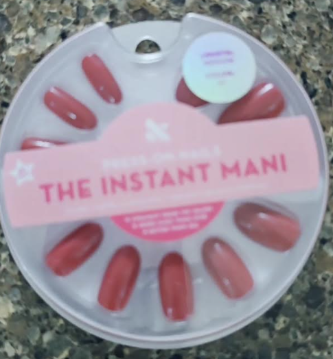 Olive & June Press On Nails LD